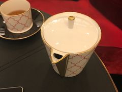 -Salon de The de Joel Robuchon(外滩18号店)