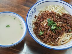 -雪琴面馆富安特色鱼汤面(城中花园店)