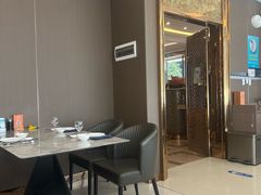 -新丁香海鲜酒店(银海商贸城店)