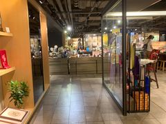 -猫的天空之城概念书店(苏州诚品店)