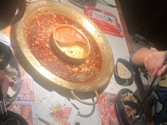 -新哥老官·畅吃123·美蛙世界(苏宁广场店)