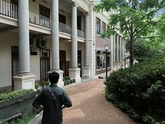 -香港大学