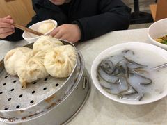 -胡成记口蘑龙眼包子(盐道街店)
