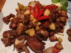 -云海肴·汽锅鸡·云南菜(天山百盛优客店)