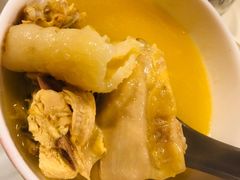 -鲜入围煮花胶鸡海鲜火锅