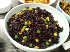 黑米葡萄-东营西郊蓝海禧华大饭店·渔歌舫