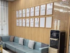 -上海仁爱医院口腔科 · 种植