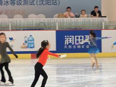 -冰纷万象滑冰场(沈阳万象城店)