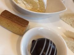 -顺德联塑万怡酒店·万荟轩自助餐厅