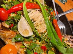 香茅草烤罗非鱼-云海肴·汽锅鸡·云南菜(天山百盛优客店)