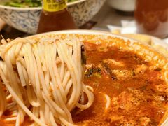 -粉八·云南米线·建水烧烤(常熟路店)