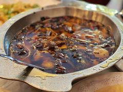 水煮份鱼-鑫巴蜀小镇 · 水煮鱼专研店(玉桥店)
