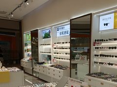 -J-Optical佳视明眼镜·蔡司视觉(青岛金茂览秀城店)