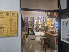 -唐咖精品咖啡(大理古城手冲店)