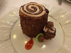 招牌树根蛋糕-莫斯科餐厅