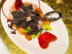 松露白汁炒法国蓝龙虾球-誉珑轩