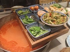 -楠小云·云南鲜菌·鲜牛自助火锅(九眼桥店)