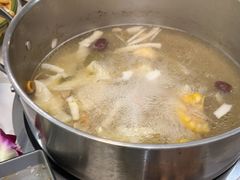 -喃喃椰·糟粕醋·椰子鸡火锅(七堡花园店)