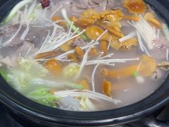 -九寨特色牦牛肉汤锅 羊肉汤锅