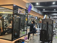-超鹿运动健身(紫阳商贸中心店)