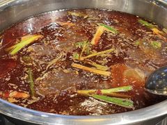 -肖肖酸萝卜鱼火锅(总店)