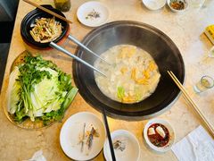 -陈大锅·岳阳鱼馆·地道岳阳菜(美食街店)