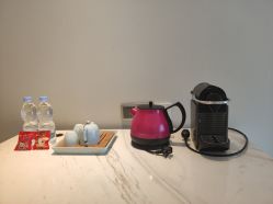-玥奢国际母婴护理中心(滨江宝龙店)
