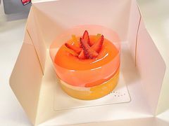 -潮一不贰·法式甜品·生日蛋糕·西式简餐(外滩店)