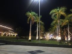 -亚龙湾中心广场