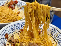 -李与白包子铺(桐梓林店)