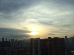 iphone_upload_pic-华强广场酒店-椰香高空自助餐厅