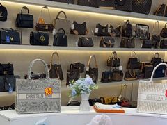 -六六奢品·vintage中古·回收二手奢侈品包包手表首饰(环球港店)