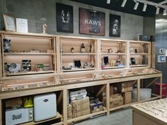 -棱石眼镜(CP静安店)