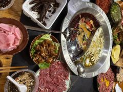 -重庆故事姊妹老火锅(财经学院店)