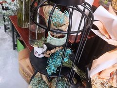 -何兮花店·气球派对鲜花店(马桥银春路万科城店)