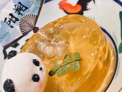 -刘姐啤酒鱼民族演艺餐厅(西街总店)