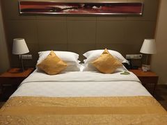 -无锡鼎尚皇冠酒店