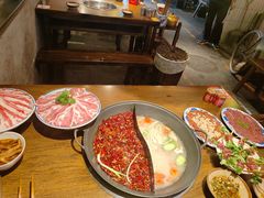 -萍姐火锅·公路夜市(武汉首店)