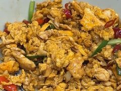 -荆九爷爆炒桥头三嫩(云南北路店)