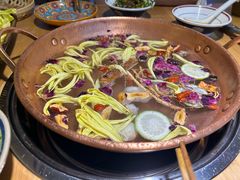 -洱火云南酸菜牛肉火锅(石景山当代商城店)