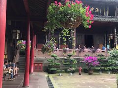 -峨眉山报国寺