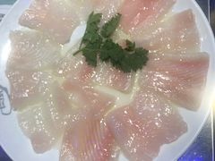 龙利鱼柳-千岛蚝高压锅生蚝·人参火锅(白云万达店)