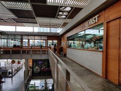 -ROAST coffee & eatery