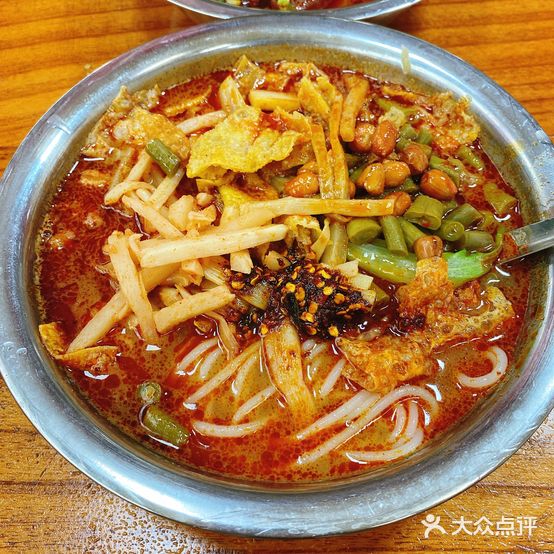 吴记螺蛳粉来福客米粉(三中路店)