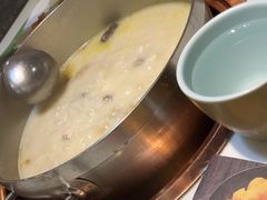 -洪氏嗨捞·猪肚鸡火锅(阳光天地店)