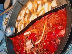 -鸿姐老火锅(疁城新天地店)