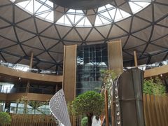 -上海滴水湖皇冠假日酒店