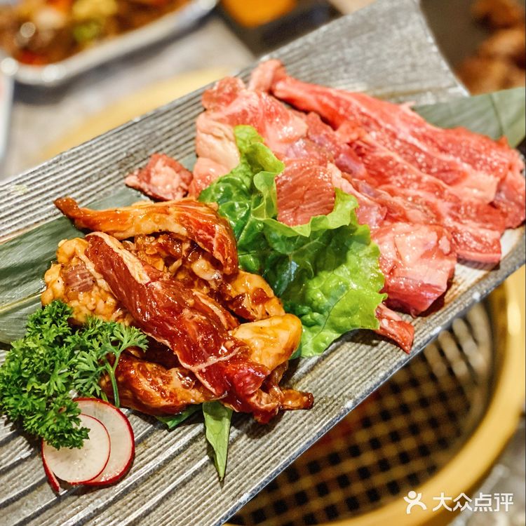 超人气烤肉店~樱花树下的美味