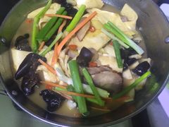 -民间瓦缸煨汤館(嵩山路店)