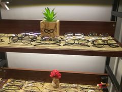 -肆兮眼镜·蔡司·徕卡战略合作店(大坪店)